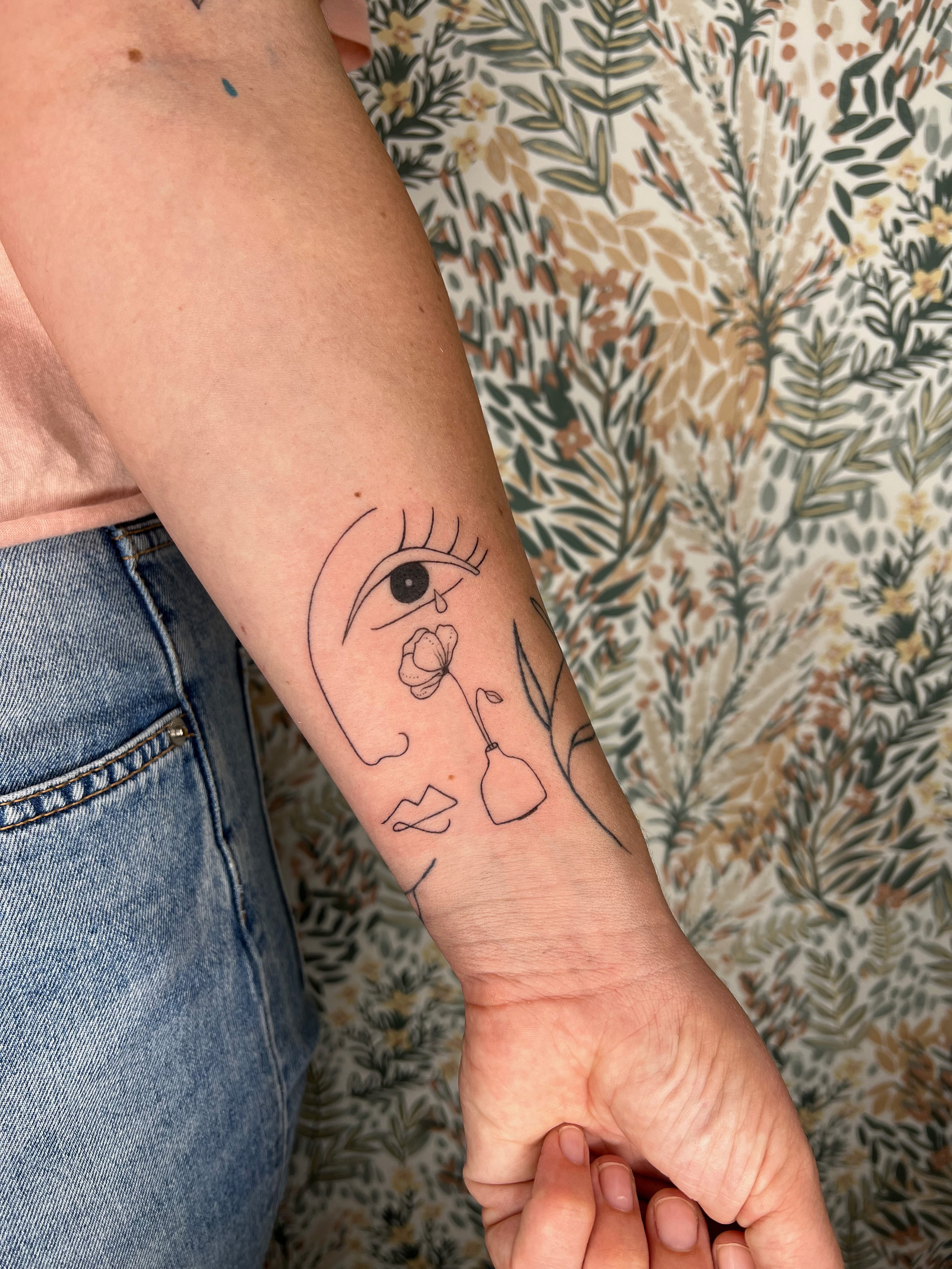 Tatouage personnalisé tout en symbolique pour Azaline