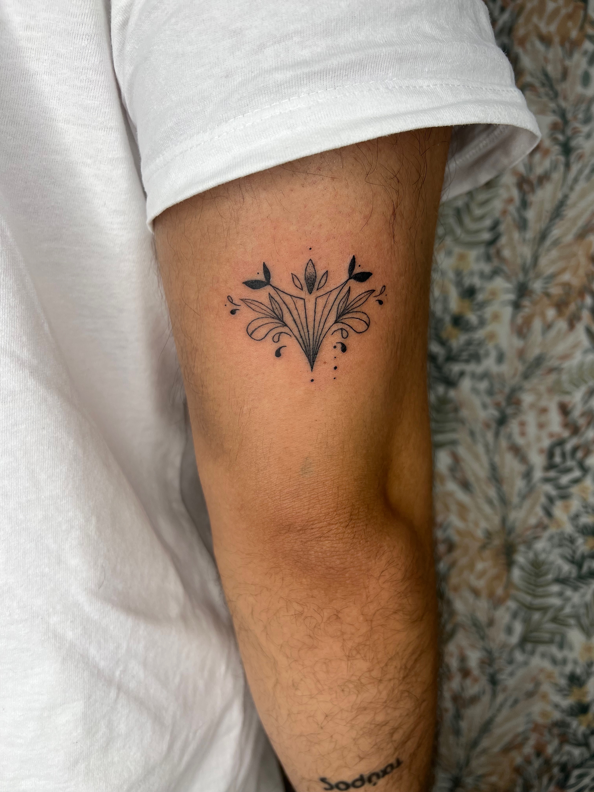 Tatouage Flash astro Vierge pour Jean