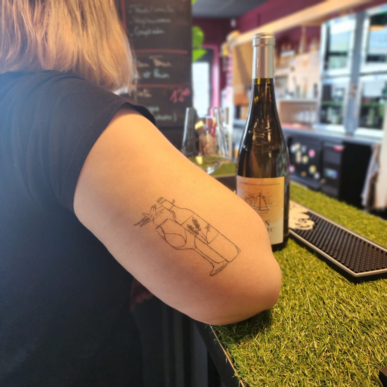 Un tatouage fraternel pour Aude